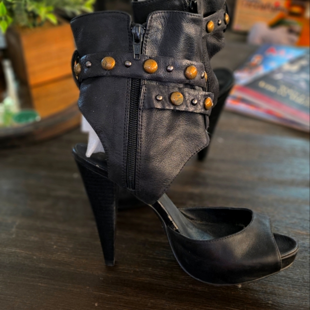 Aldo Black Studded Heels. Original Box  Slightly Damaged Size 38